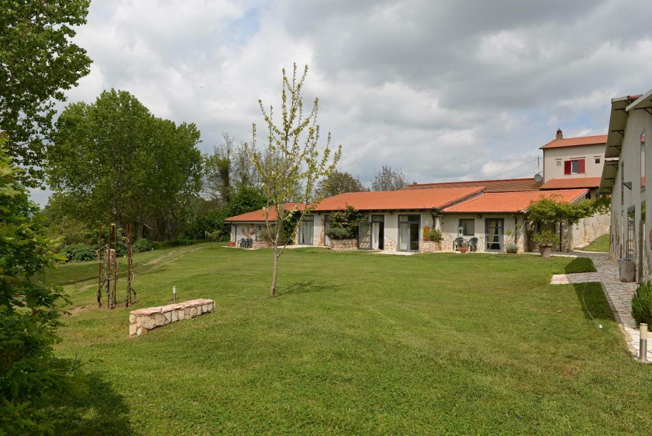 Agriturismo Arte Et Agricoltura Tuscania Bagian luar foto